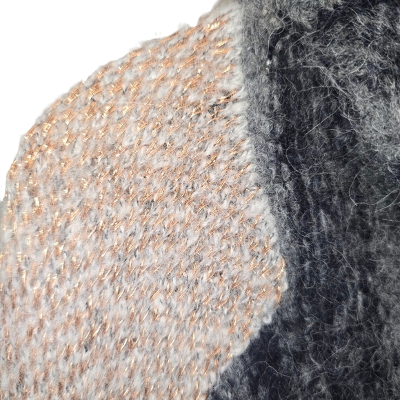 Free People Alpaca Blend Cloud Kicker Cropped Cowl Neck Sweater Size M/L - Picture 12 of 15